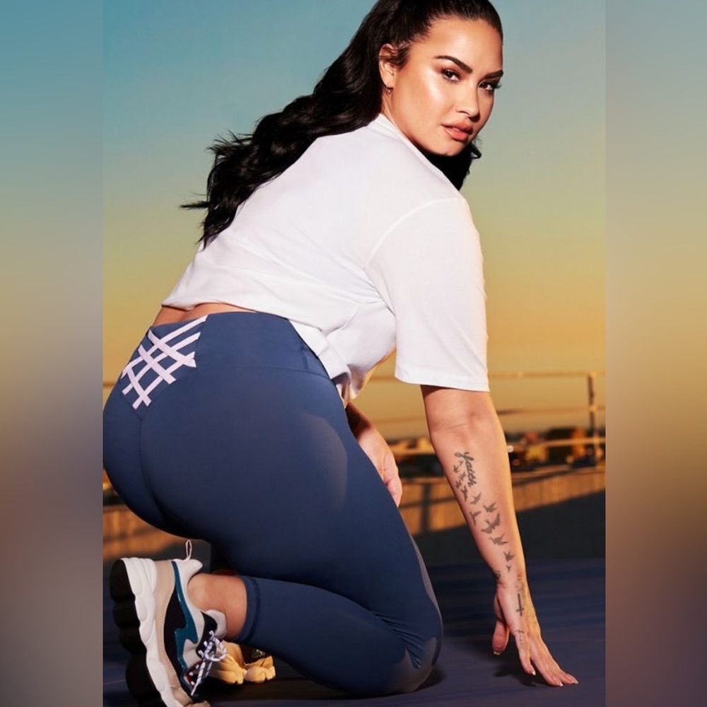 Fabletics Demi Lovato Leggings
